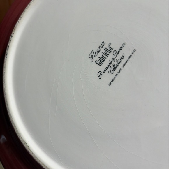 Fleuron Gabriella Romancing Provence Collection 9" Round Dinner Lunch Plate - Picture 7 of 9